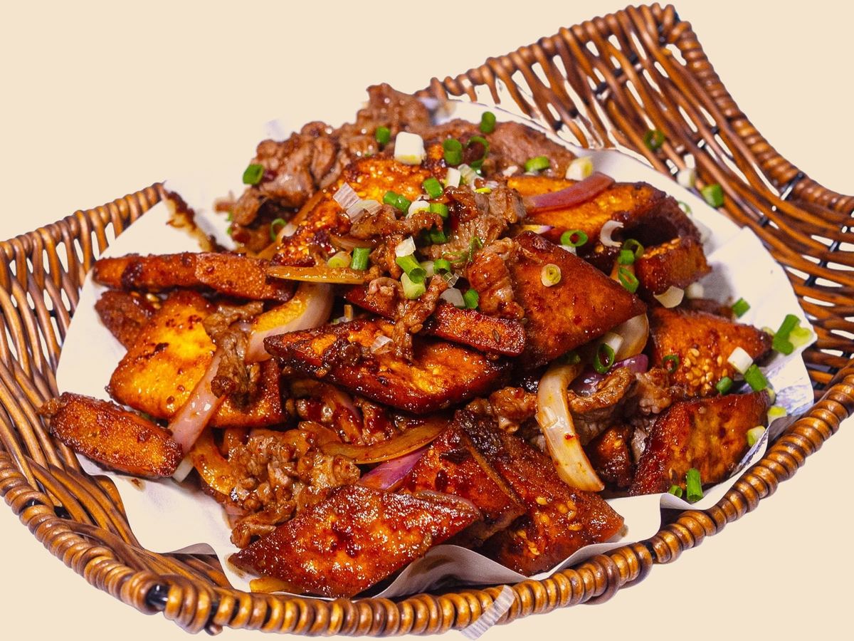 孜然牛肉炒馕